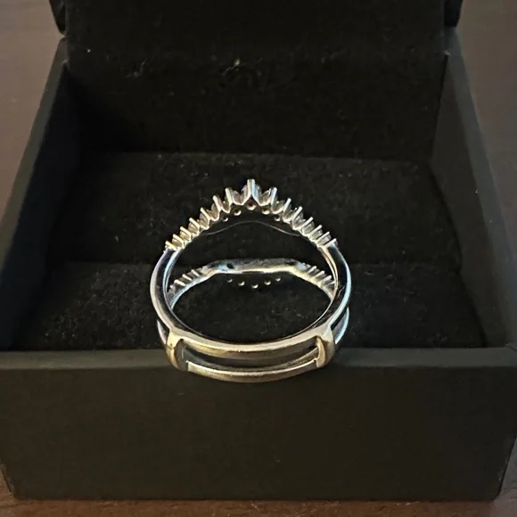Elegant Silver Women’s Diamond Rings - Picture 10 of 11